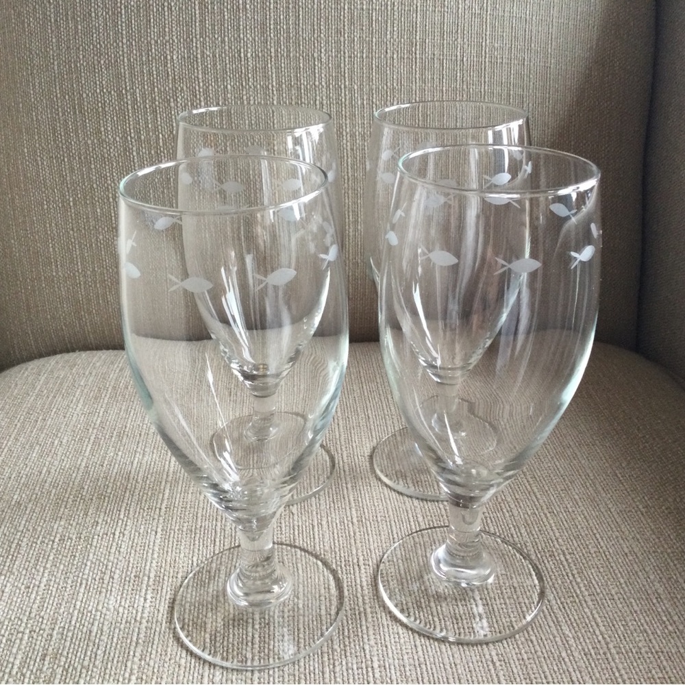 Set Of‎ 4 Clear Glass Etched Fish Drinking Ice Tea Glasses 8” Tall 3” Wide Rolf?